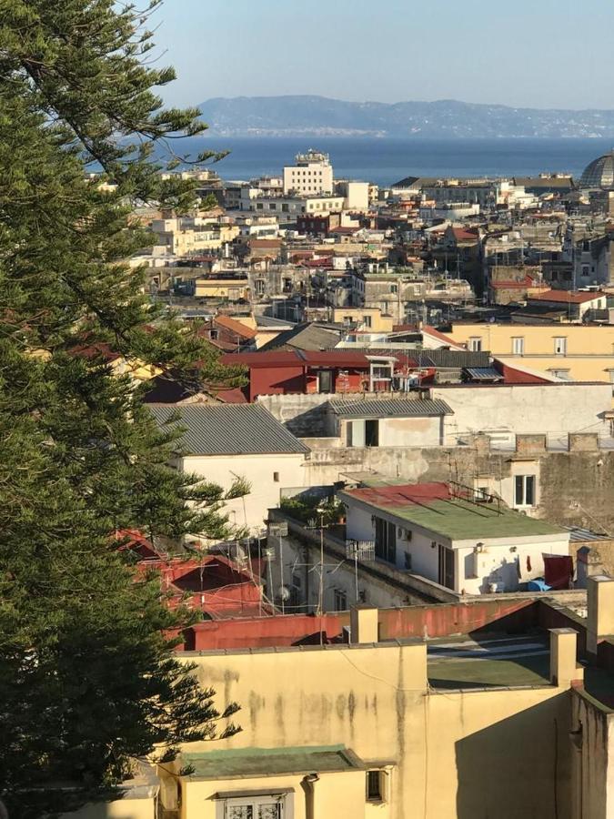 Apartment With Sea View With 2 Lifts Above Montesanto! 나폴리 외부 사진