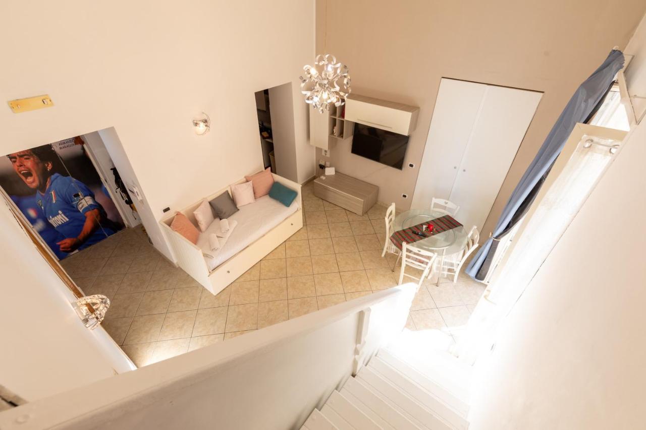 Apartment With Sea View With 2 Lifts Above Montesanto! 나폴리 외부 사진